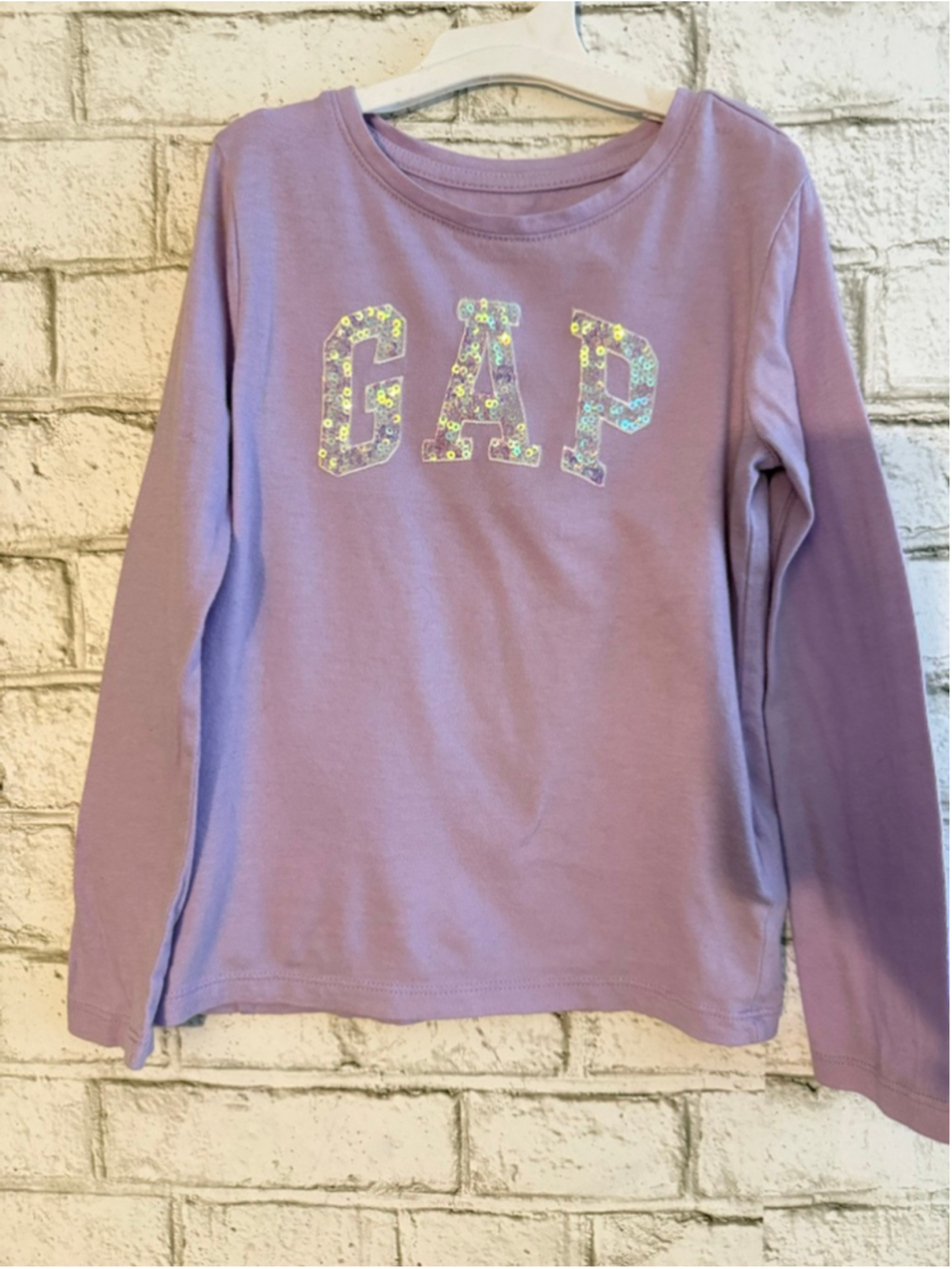 Gap Kids Lavender Long Sleeve Sequin Logo Tee Purple size Small 100% Cotton